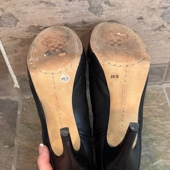 Vince Camino Chic Black Leather Heeled Boots with Buckle Detail size 8 - Picture 7 of 8